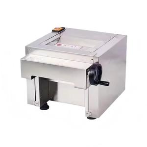 Machine à étaler la pâte de qualité alimentaire, largement utilisée dans les boulangeries commerciales et la pâtisserie familiale - Product Image 5