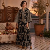 Robe longue à col montant avec broderie de feuilles d'or et sequins, manches larges évasées à franges, robe maxi, abaya de Dubaï, vêtements musulmans islamiques