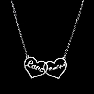 Collar con Colgante de Corazón 'Love Thankful', Acero Inoxidable, Bañado en Rodio, Cadena de Caja, Joyería Romántica Unisex para Uso Diario - Product Image 1