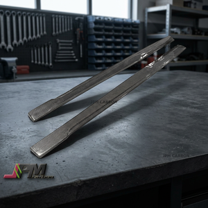 สเกิร์ตข้างซ้ายคาร์บอนไฟเบอร์ทรง E พร้อมแถบกาว 3M สำหรับติดตั้งกับ BMW F82 M4 ปี 2015-2020 (ชุด 2 ชิ้น) - Product Image 3