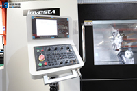 Tour CNC à banc incliné de haute précision IHT1031 à 45 degrés, 2 axes, avec tourelle motorisée, têtes motorisées et axe Y