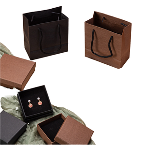 Grosir 2 Buah Kotak Perhiasan Mini Persegi Kertas Hitam/Coklat untuk Penyimpanan Anting & Cincin dengan Tutup Kantong Hadiah 100 Pcs - Product Image 1