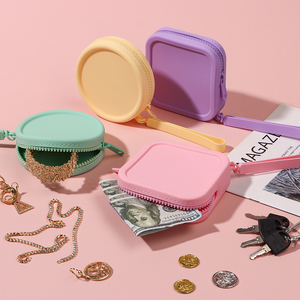 Lot de mini-sacs à main et porte-monnaie en silicone pour femmes, multi-usages, pour le rangement de rouge à lèvres, bijoux et clés - Product Image 5