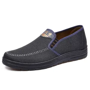 1103Ultra-Low Price einfache klassische Herren schuhe Chinesische Schuhe leichte atmungsaktive lässige Herren Wanderschuhe
