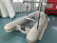 Bateau pneumatique semi-rigide (RHIB) de 4,2 m pour 7 personnes, en Hypalon Achilles, avec échelle, compartiment de rangement avant en aluminium et pare-soleil pliable, idéal pour le sport
