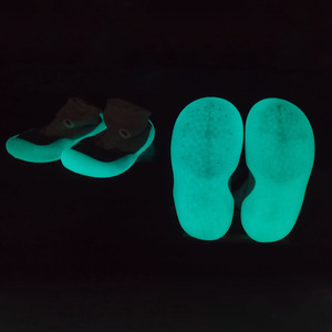 Scarpe Calzino per Bambini che si Illuminano al Buio, con Motivo Mostro, Calzini Luminosi Antiscivolo per Bambini, Sneaker Casual per <span class=keywords><strong>Primi</strong></span> <span class=keywords><strong>Passi</strong></span> - Product Image 5