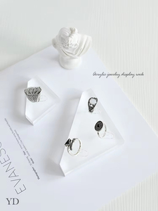 Factory Direct Supply Custom <b>Acrylic</b> Stand Jewelry Display <b>Block</b> Jewellery Display Stands for Shops - Product Image 1