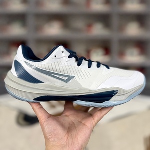 Zapatillas de running para hombre de alta calidad con suela gruesa que proporciona amortiguación y son ligeras, ideales para zapatillas de baloncesto casuales. - Product Image 6