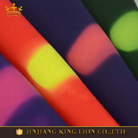 Cuir thermochromique tissé en PU écologique King Lion K-3340, couleur personnalisée, tissu de 0,9 à 1,0 mm d'épaisseur pour sac, échantillon en 3 jours