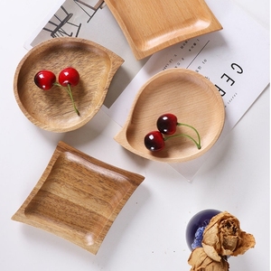 Assiette en bois pour la nourriture Design créatif petit plateau de service en bois plat apéritif hôtel restaurant <span class=keywords><strong>poke</strong></span> plat de sauce soja - Product Image 4