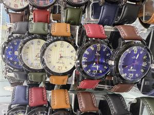 Orologio meccanico ZIVIMIO da 42 mm con cinturino in pelle, stile vintage, movimento analogico da uomo, quadrante in zaffiro - Product Image 3