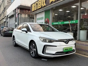 Voiture d'occasion chinoise à faible kilométrage, économique, Baic New Energy Vehicle 2018 2019 2020 Beijing EU5 Berline Électrique Auto EV <span class=keywords><strong>Taxi</strong></span> - Product Image 2