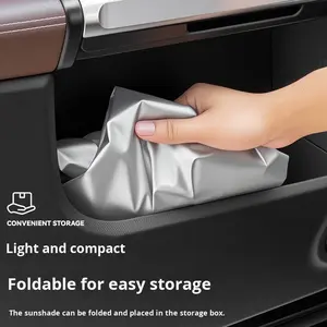 Protector de cuero PU para <span class=keywords><strong>volante</strong></span> de coche, protección solar, aislamiento térmico para todas las estaciones, Compatible con Suzuki Audi Chevrolet Kia Dodge - Product Image 1