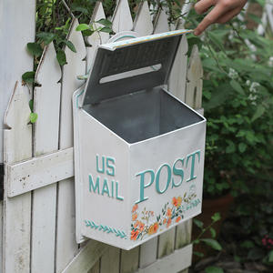 Boîte <span class=keywords><strong>aux</strong></span> <span class=keywords><strong>lettres</strong></span> extérieure en ferronnerie murale d'<span class=keywords><strong>entrée</strong></span> de jardin frais de style européen avec boîte de livraison décorative en relief tridimensionnel - Product Image 3