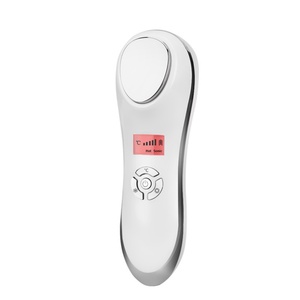 Appareil de beauté portable OEM à chaud et à froid pour le rajeunissement de la peau et le resserrement des pores - Product Image 1