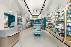 Muebles Modernos para Tiendas Médicas, Decoración Personalizable, Accesorios para Exhibición en Tiendas y Salas de Exhibición, Acabado en Acrílico, Vidrio, Madera y Barniz, Pantalla LED - Product Image 2