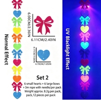 Guirlande suspendue étoile et cercle fluorescente arc-en-ciel, bannière en feutre qui brille sous lumière UV pour fête d'anniversaire lumineuse