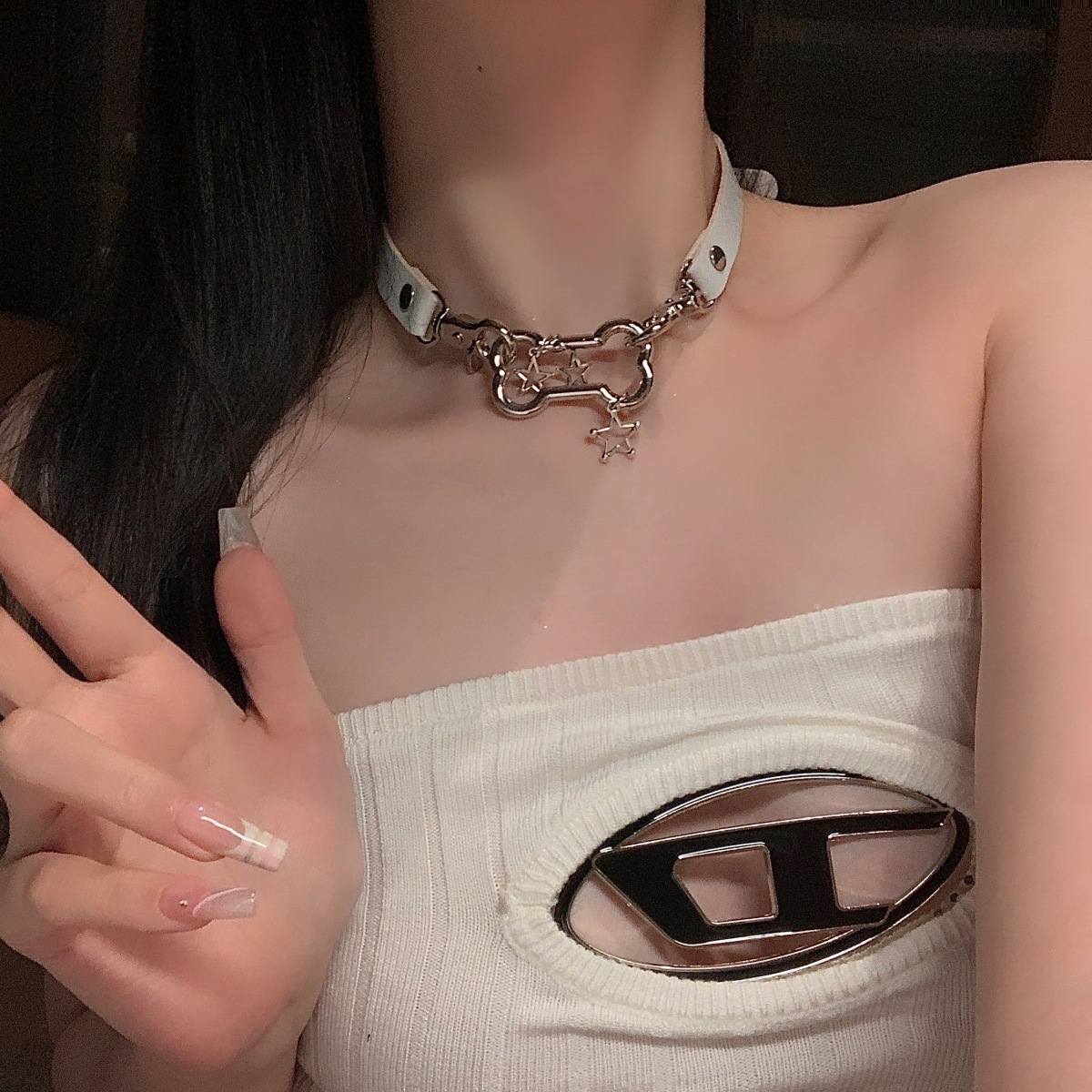 สร้อยคอรูปดาวกระดูกสีขาว