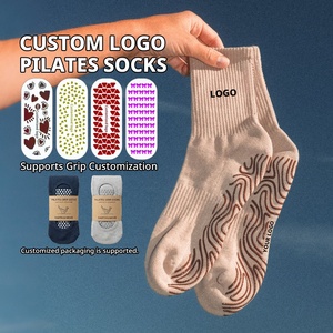 Calcetines de Yoga Personalizados para Mujer, Logotipo Bordado, Calcetines de Pilates de Algodón Premium, Calcetines de Pilates Antideslizantes Únicos al <span class=keywords><strong>por</strong></span> <span class=keywords><strong>Mayor</strong></span> - Product Image 1