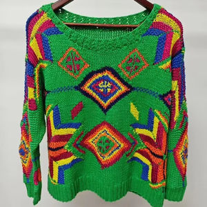 Suéter informal bohemio de punto de lana/Cachemira multicolor con patrón de rombos para mujer en verde con logotipo frontal - Product Image 1