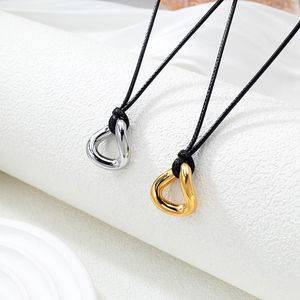 Joyería Italiana Elegante y Moderna de Acero Inoxidable al por Mayor, Accesorios Irregulares Chapados en Oro de 18K, Conjuntos de Cadenas de Cuero para Mujer - Product Image 5