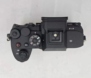 Buen Precio, Cámara sin Espejo de Fotograma Completo A7R V, 61MP, Unidad de Procesamiento de IA, Video 8K, IBIS de 8 Paradas - Product Image 6