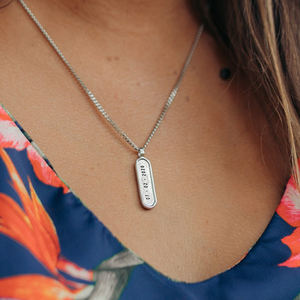 Collier personnalisé de qualité supérieure 3 couleurs pendentif <span class=keywords><strong>en</strong></span> acier inoxydable gravé cadeau de bénédiction pour <span class=keywords><strong>elle</strong></span> et lui - Product Image 3