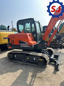 Excavadora hidráulica pequeña sobre orugas usada de alta calidad, Doosan DX60-9C, en stock y a bajo precio para la venta. - Product Image 3
