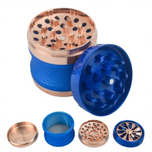 Molinillo <span class=keywords><strong>de</strong></span> Hierba en Forma <span class=keywords><strong>de</strong></span> Hélice <span class=keywords><strong>de</strong></span> Aleación <span class=keywords><strong>de</strong></span> Zinc, 63 mm, Diseño <span class=keywords><strong>de</strong></span> Cintura Delgada <span class=keywords><strong>de</strong></span> Cuatro Capas, Esquinas Recortadas, Logotipo Giratorio, Modelo Estilo Americano - Product Image 1