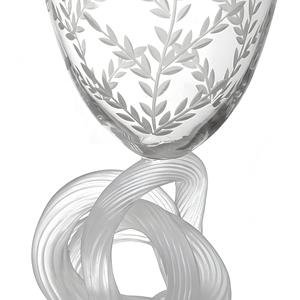 Vase en verre gravé Art déco contemporain avec motif de feuilles et tige torsadée pour la décoration de la maison, anniversaires et remises de diplômes - Product Image 4