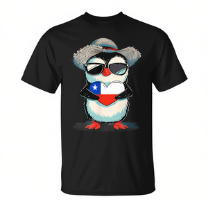 Camiseta con diseño de pingüino y corazón de la bandera chilena, orgullo chileno, raíces chilenas - Product Image 2