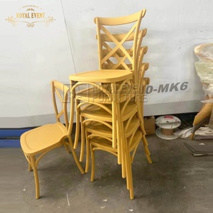 Sedia Chiavari in Resina Acrilica Dorata per Noleggio all'Ingrosso, Economica, per Hotel, Banchetti e Matrimoni - Product Image 6