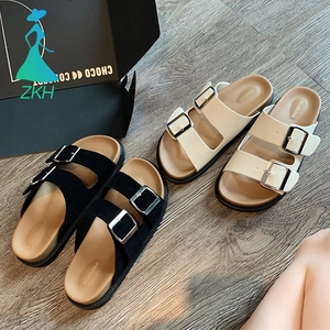 Nouvelles <span class=keywords><strong>tongs</strong></span> plates tendance en PVC pour femme, collection été 2025 – Luxe, antidérapantes, idéales pour la plage et l'extérieur - Product Image 1