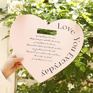 Vente en gros Boîte cadeau romantique avec cœur et fleur Boîtes rigides recyclables Conception de faveurs de style populaire Cérémonies Laminage mat Gaufrage - Product Image 3