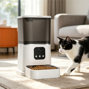 Distributeur automatique de nourriture pour animaux de compagnie, résistant aux chocs, coque extérieure résistante à l'usure - Product Image 1