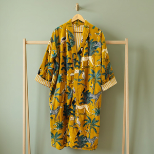 Robe longue Kinono pour femme, imprimé animal jaune, manches trois quarts, en velours, pour l'hiver et l'été - Product Image 5