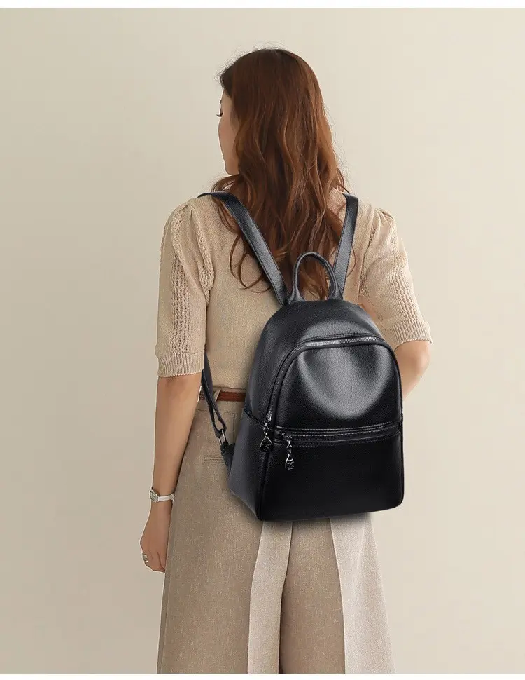 2024 nouvelle mode de luxe grande capacité en cuir souple dame grand sac à dos de luxe pour les femmes en gros