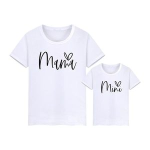 Mammy and Me Outfits <span class=keywords><strong>Mama</strong></span> Mini Print Family Matching Camisetas - Product Image 4