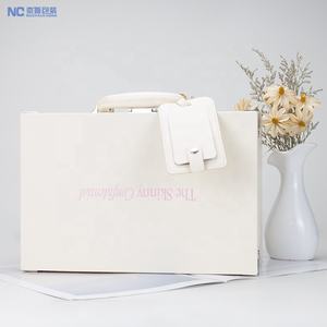 กล่องของขวัญหนังสุดหรูแบบมินิ กล่องเก็บของที่ระลึกงานแต่งงาน สมุดบันทึกความทรงจำเด็ก กล่องไม้เก็บของที่ระลึกสุดหรูสำหรับเด็ก พร้อมหูหิ้ว - Product Image 3