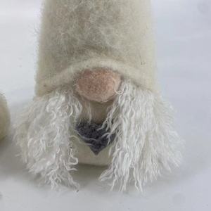 Ornements de Noël artisanaux scandinaves en peluche personnalisés, décorations de Noël beige gnome - Product Image 3