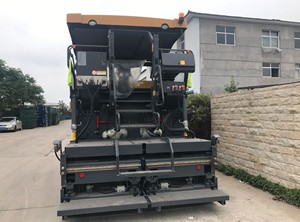 Mini finisseur de chaussée RP603 160HP pour travaux routiers, largeur de pavage 6m, machine à béton et asphalte, 400t/h, épaisseur de pavage 400mm - Product Image 4