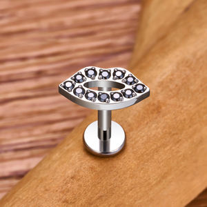 Venta al por mayor ASTM F136 Titanio 16G <span class=keywords><strong>Boca</strong></span> en forma de rosca interna Nariz Stud Cartílago Helix Pendiente Labret <span class=keywords><strong>Piercing</strong></span> para el cuerpo Joyería - Product Image 5