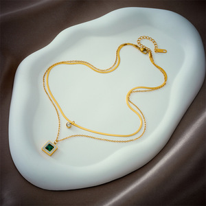 Women's Gold Plated Emerald Square Pendant Necklace And <b>Bracelet</b> <b>Set</b> Geometric Design Everyday Wear Jewelry <b>Set</b> - Product Image 2