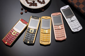 Werksverkauf: Ultraleichtes Magisches Sprach-Mobiltelefon mit Bluetooth-Wählfunktion, E-Book, Dual-SIM, Tastenfeld und GSM 2G - Product Image 4