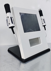 Máquina Facial de Oxígeno 3 en 1 para el Cuidado de la Piel, Rejuvenecimiento Facial, Portátil, con Jet Peel de Oxígeno y Burbujas de CO2 - Product Image 3