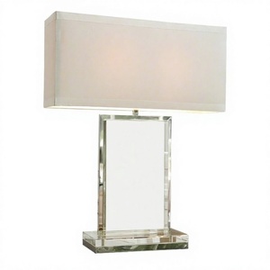 Lámpara de Mesa de Cristal para el Mercado de EE. UU., Reino Unido y Medio Oriente - Product Image 1