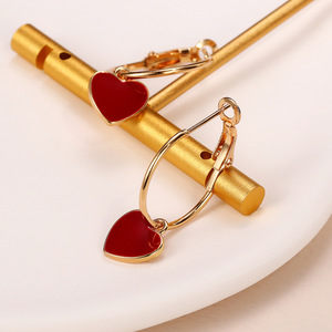 Orecchini a Cerchio con Cuore Rosso Gocciolante, Gioielli Trendy e Versatili per Donne - Product Image 4