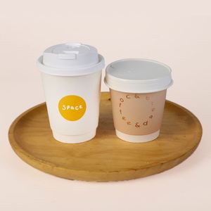 Gobelets à café personnalisés avec logo imprimé, fabricants sur mesure, à paroi simple avec couvercle, à emporter, gobelet à café en papier avec logo imprimé personnalisé - Product Image 5