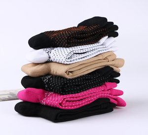 Chaussettes de fasciite plantaire absorbant la sueur avec entorse du tendon à compression antidérapante - Product Image 2
