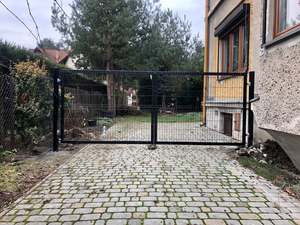 Panneau <span class=keywords><strong>de</strong></span> clôture <span class=keywords><strong>de</strong></span> jardin en treillis métallique soudé incurvé 3D, revêtement PVC, montage facile, clôture extérieure - Product Image 4